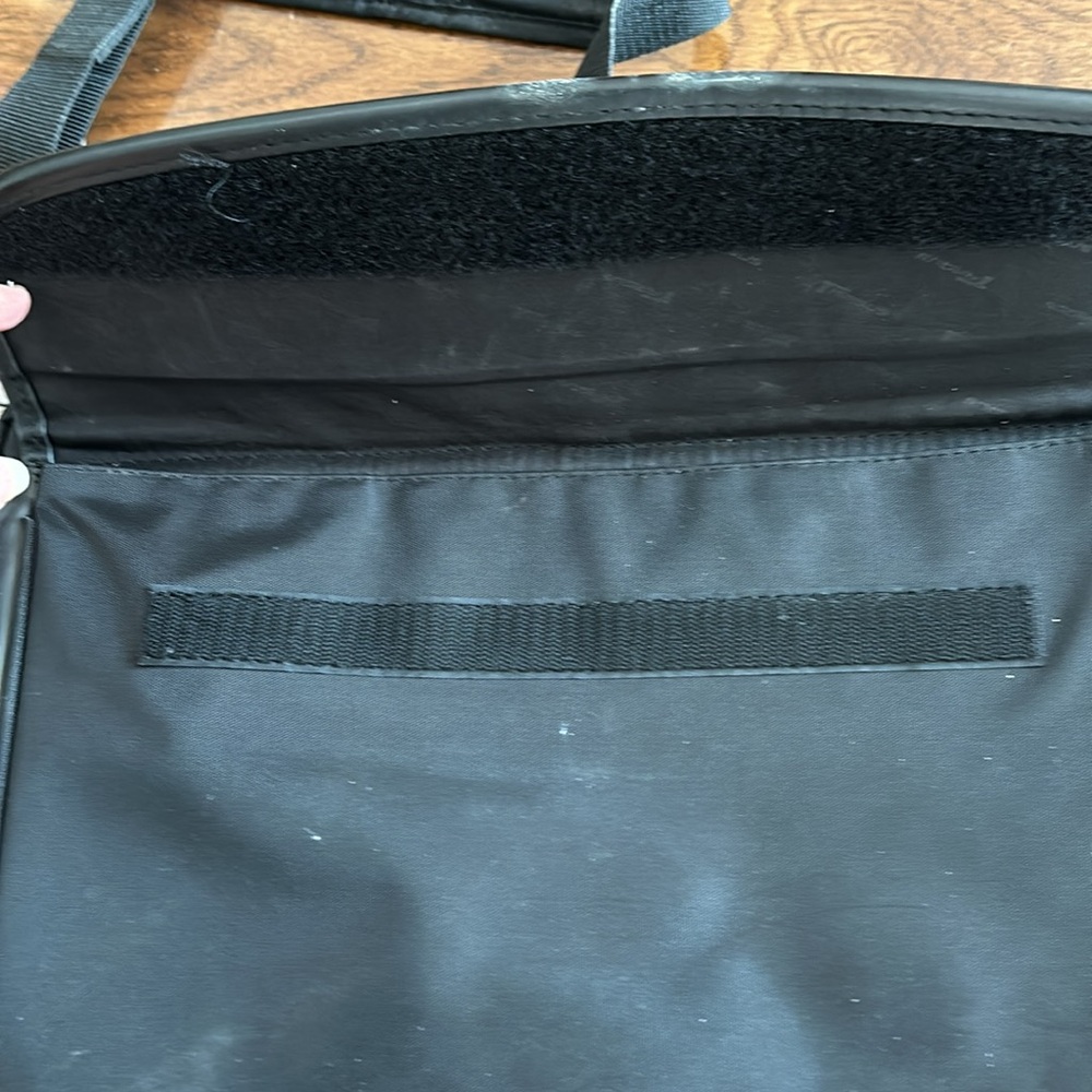 Targus Leather/Nylon Briefcase/Computer Bag - Picture 10 of 10